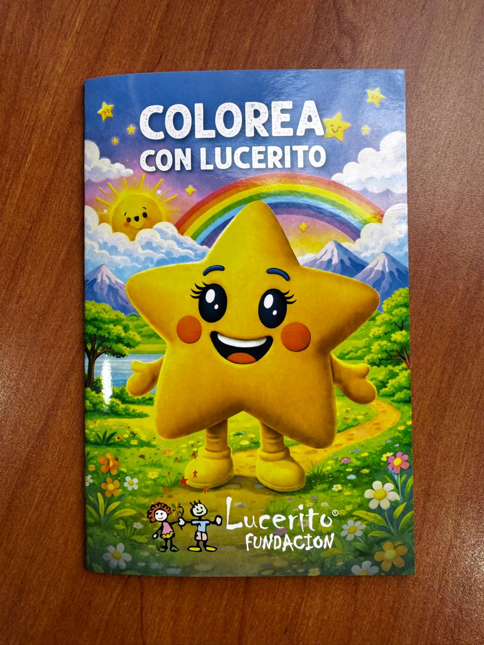 Libro Colorea con Lucerito